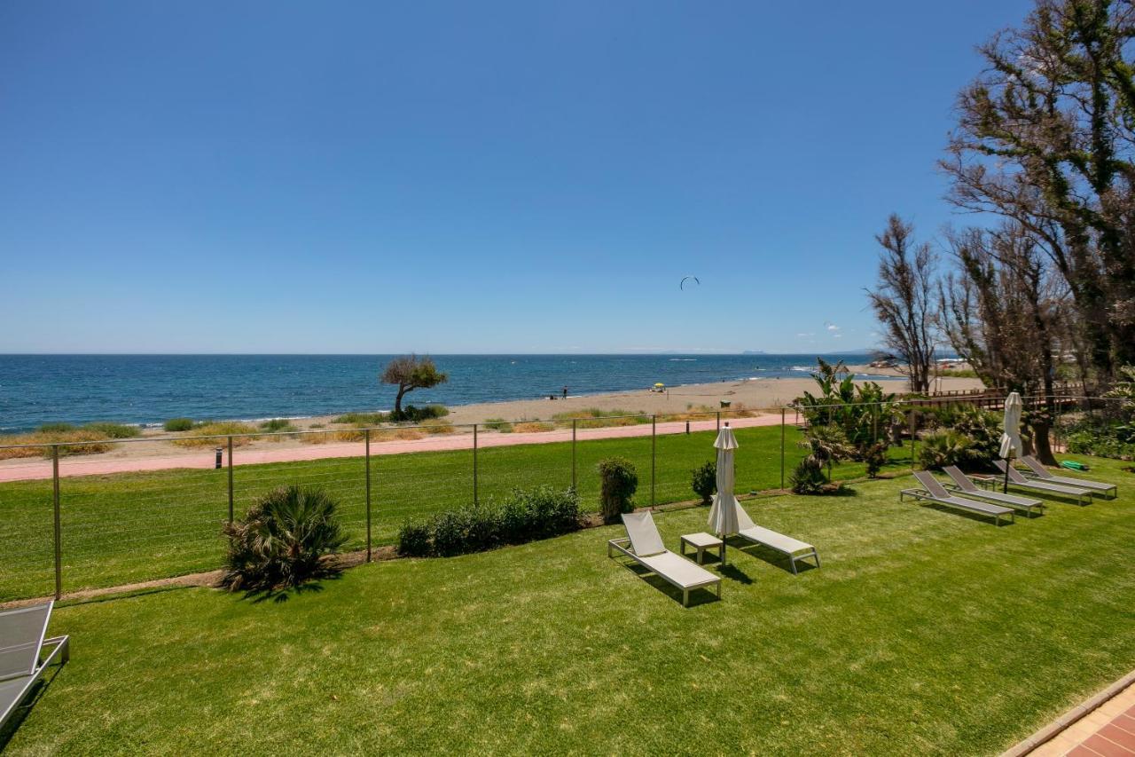 Appt 401-3-Bed-Heaven Beach-Paseo-All Year Heated Pool-Free Bikes Estepona Exteriör bild