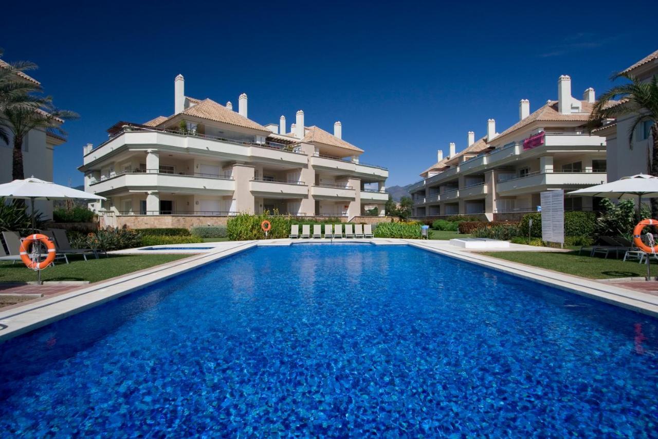 Appt 401-3-Bed-Heaven Beach-Paseo-All Year Heated Pool-Free Bikes Estepona Exteriör bild