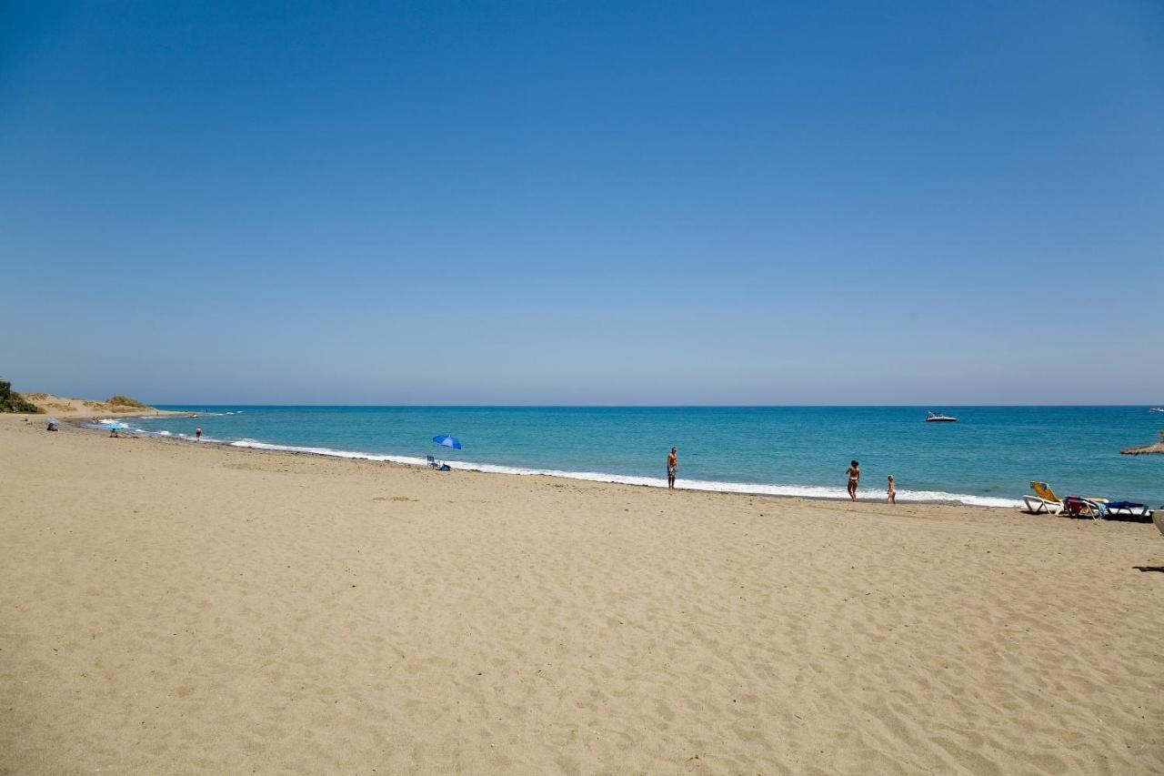Appt 401-3-Bed-Heaven Beach-Paseo-All Year Heated Pool-Free Bikes Estepona Exteriör bild